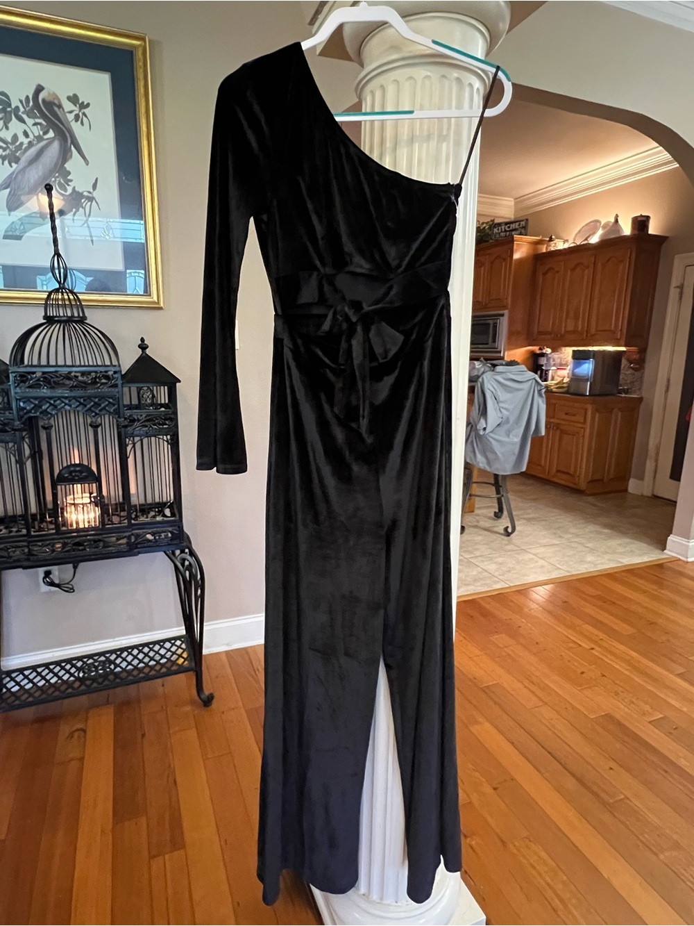 Petal & Pup Black One-Shoulder Velvet Wide-Leg Jumpsuit - Picture 4 of 11